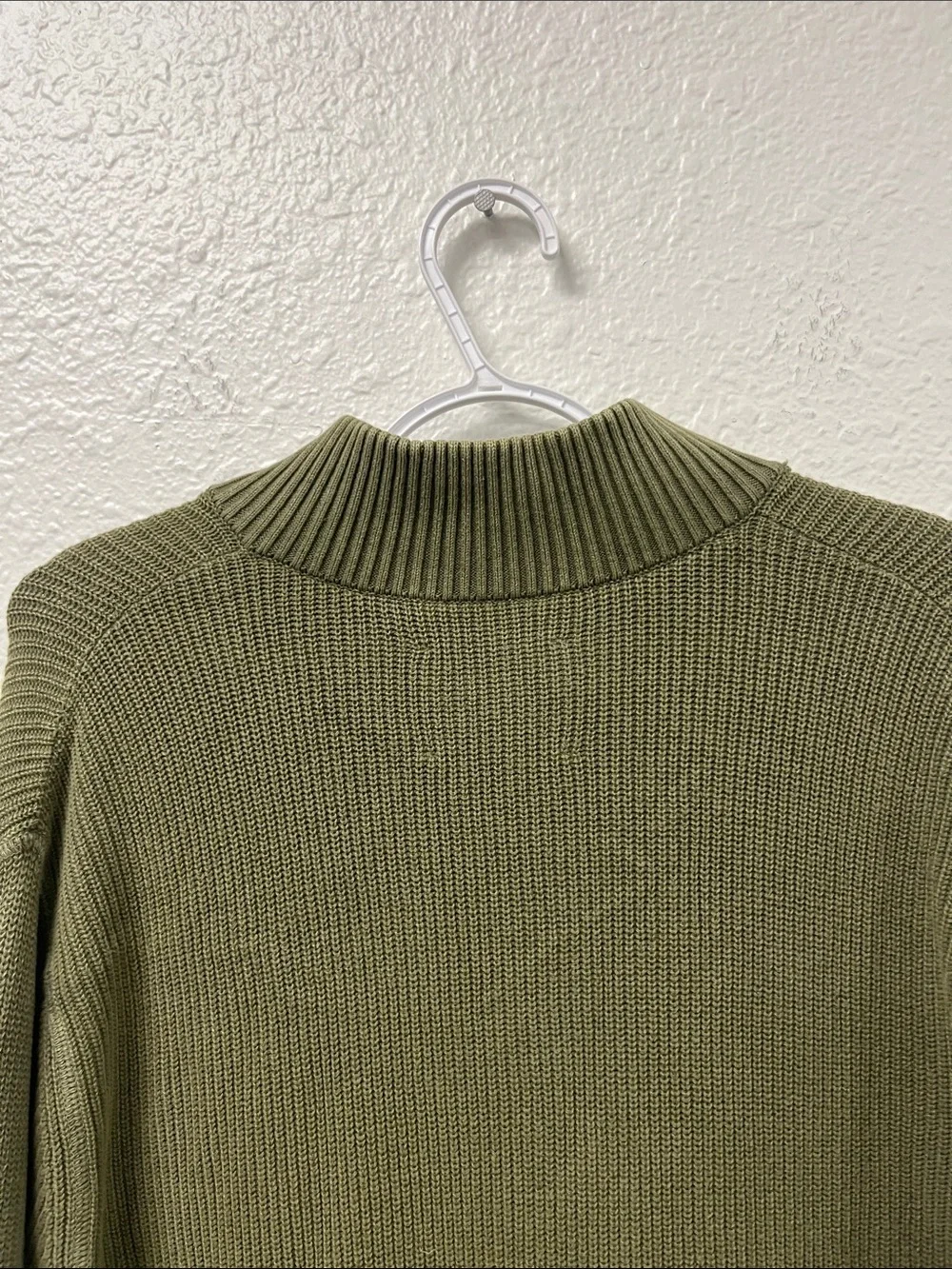 Lucky Brand Men's Olive Sweater #1194